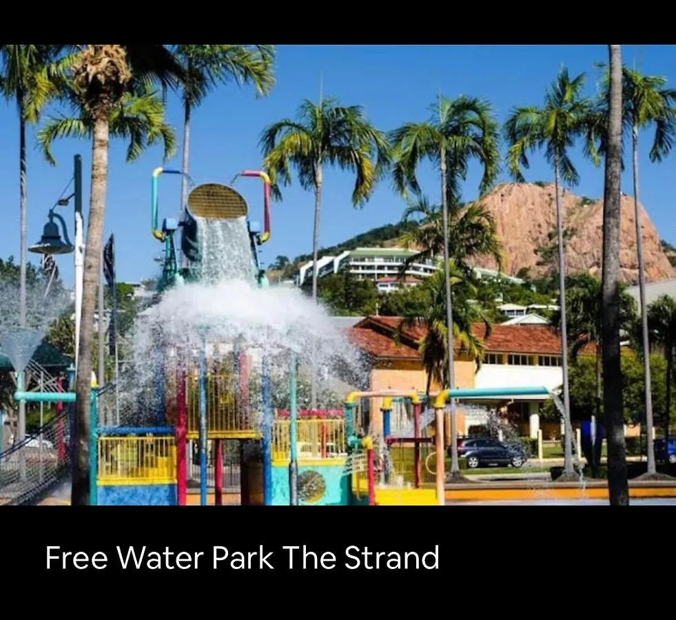 Seafront Studio The Strand Townsville 0*,  Australië