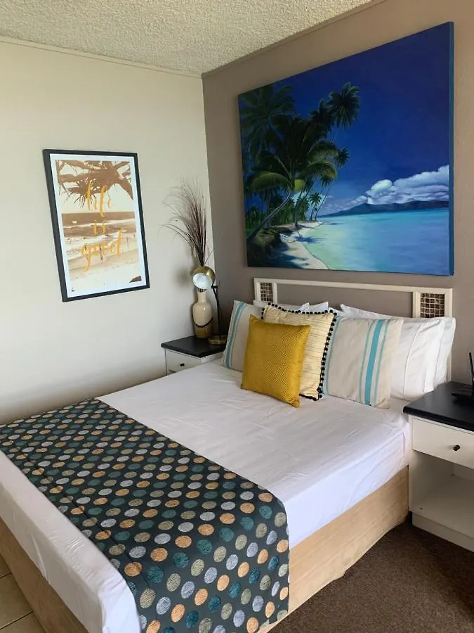 Seafront Studio The Strand Townsville 0*,
