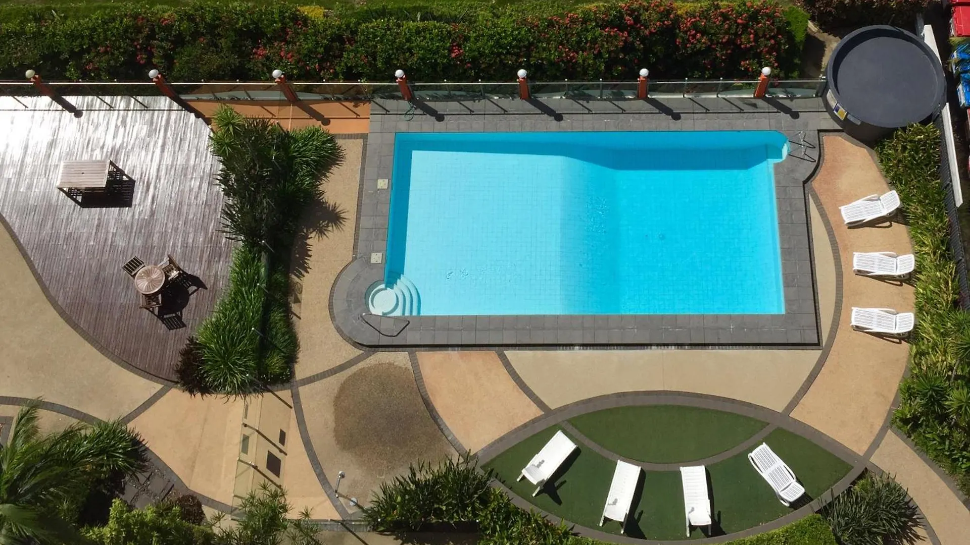 Seafront Studio The Strand Townsville Aparthotel